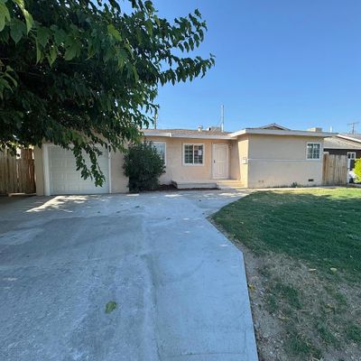 1924 Clark Ave, Bakersfield, CA 93304