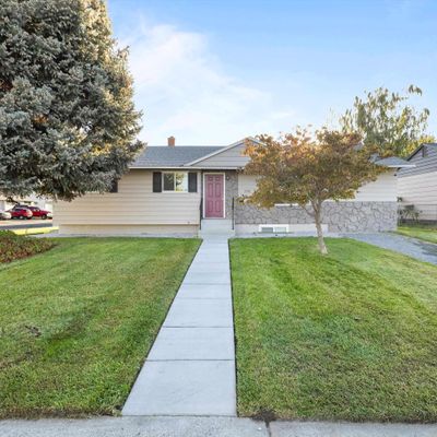 1930 Lassen Ave, Richland, WA 99354