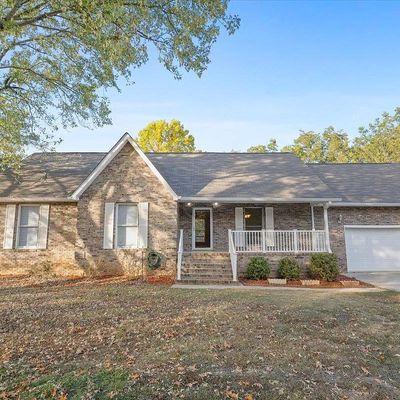 194 Bartee Rd, Laceys Spring, AL 35754