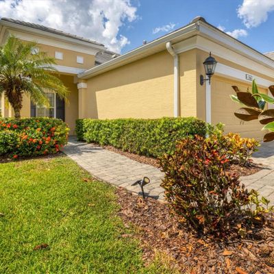 1946 Crystal Lake Trl, Bradenton, FL 34211