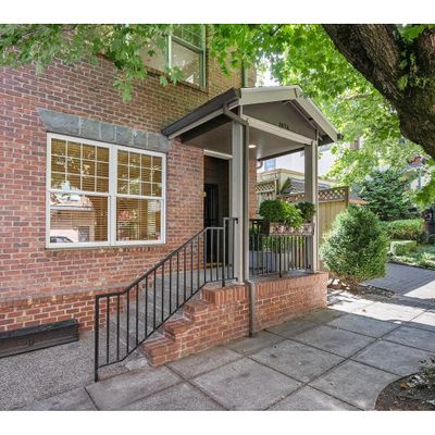 1974 Nw Overton St, Portland, OR 97209