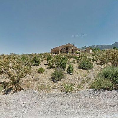 2 Camp Bonanza Rd, Las Vegas, NV 89124