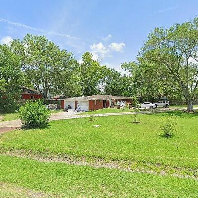 2309 24 Th St, Dickinson, TX 77539