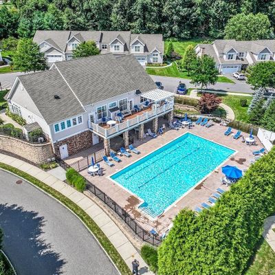 235 Brookside Court #235, Newtown, CT 06470