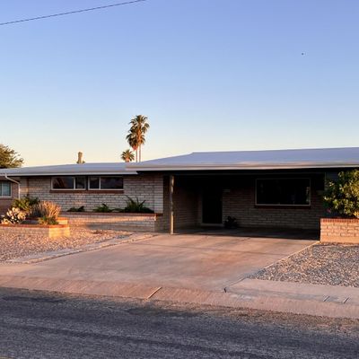 2352 S Camino Seco, Tucson, AZ 85710