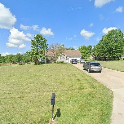 2370 Ne Douglas St, Lees Summit, MO 64064