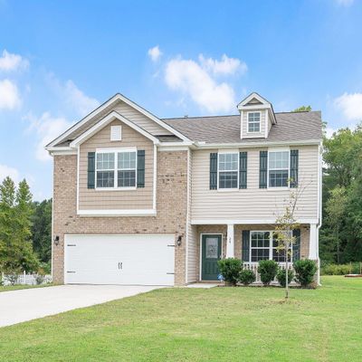 24 Young Farm Dr, Lillington, NC 27546