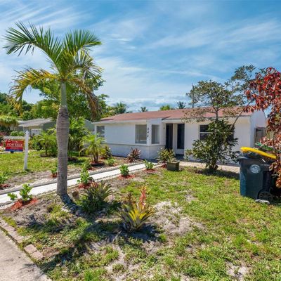 243 Sw 15 Th St, Dania, FL 33004