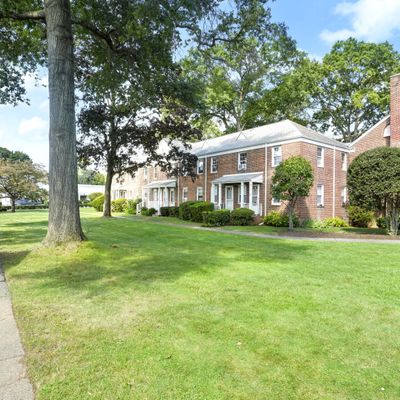 2475 Summer Street #Apt 1 L, Stamford, CT 06905