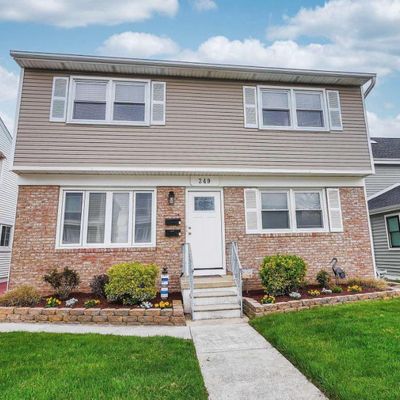 249 40th St S #B, Brigantine, NJ 08203