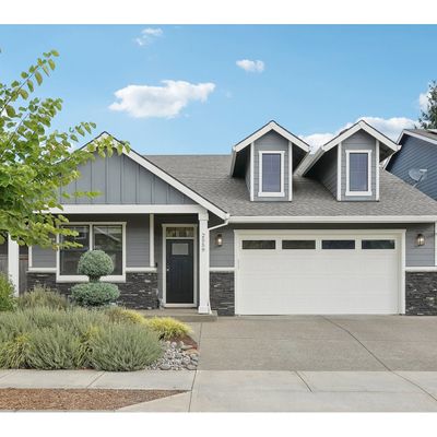 2559 N Lydia Loop, Hubbard, OR 97032