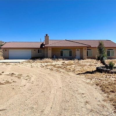 25625 Rancho St, Apple Valley, CA 92308