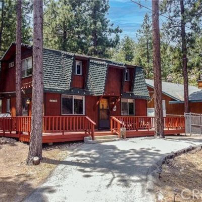 218 E Aeroplane Blvd, Big Bear City, CA 92314