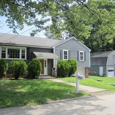 22 Maplewood Ave, Tyngsboro, MA 01879