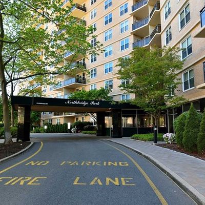 2200 North Central Road #15 U, Fort Lee, NJ 07024