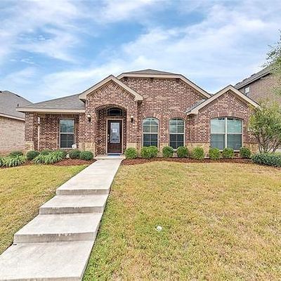 221 Happy Ln, Red Oak, TX 75154