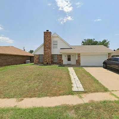 2211 Sandcastle Rd, Wichita Falls, TX 76306