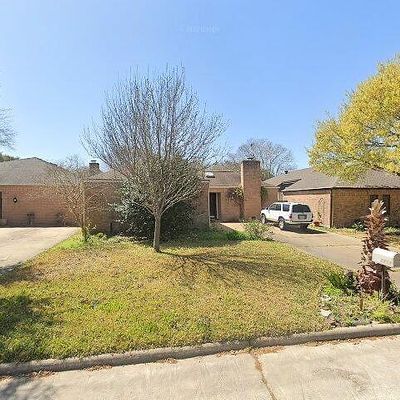 2214 Jamara Ln, Houston, TX 77077