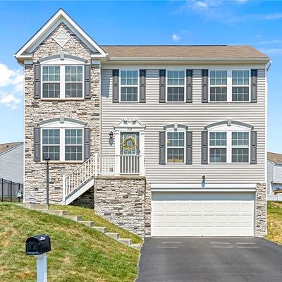 222 Horse Shoe Dr, Clinton, PA 15026