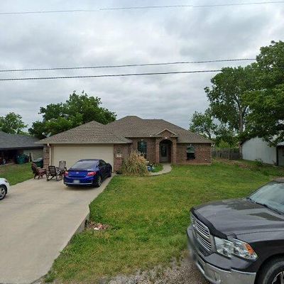 226 Lakeview Dr, Runaway Bay, TX 76426