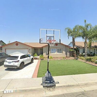 228 W Dove Ave, Visalia, CA 93291