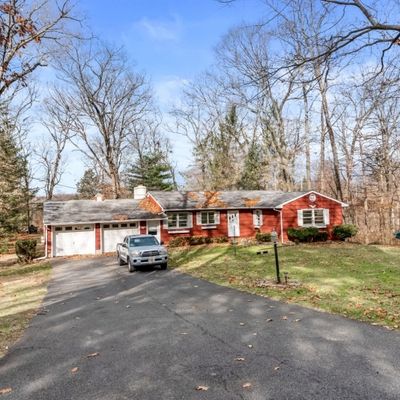 23 Hampton Heights Rd, Lafayette, NJ 07848