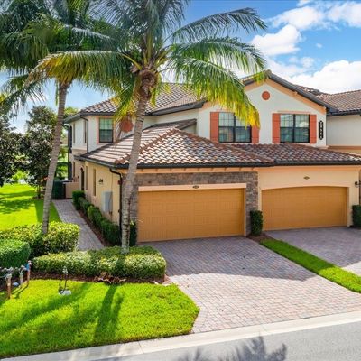 28551 Carlow Court, Bonita Springs, FL 34135