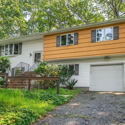 29 Reality Dr, Kinnelon, NJ 07405