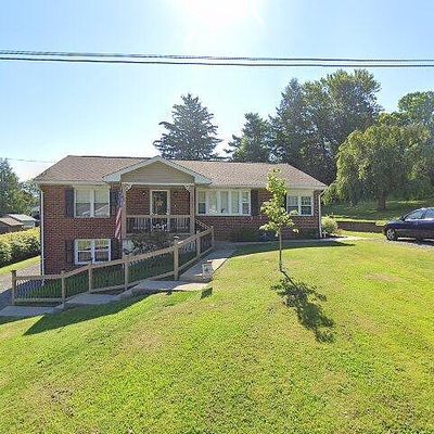 2902 23 Rd Ave, Beaver Falls, PA 15010