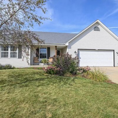 29318 Eagle Ridge Dr, Burlington, WI 53105