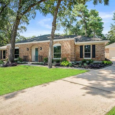 3 Brookwood Cir, Conroe, TX 77304