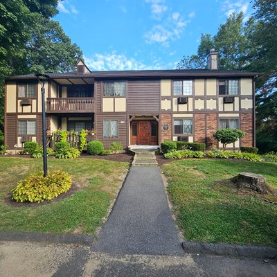 3 Cheshire Court #3, Brookfield, CT 06804