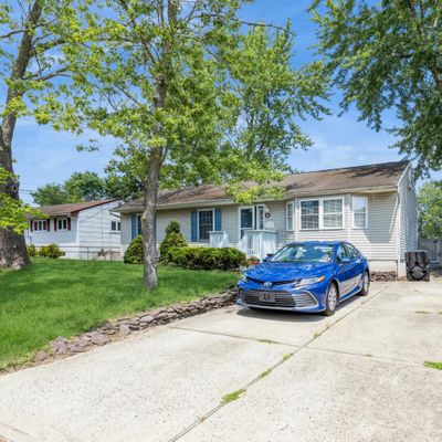 30 Baylor St, Toms River, NJ 08757