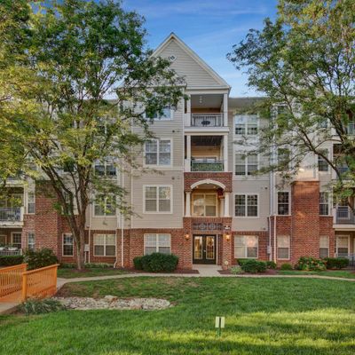 3003 Nicosh Cir #3208, Falls Church, VA 22042