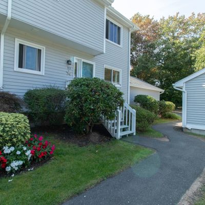 302 Field Point Road #302, Branford, CT 06405