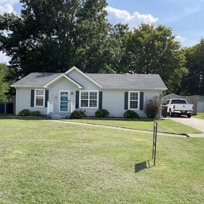 304 Cunningham Ln, Clarksville, TN 37042