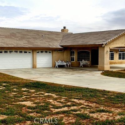 25882 Desert View Ave, Apple Valley, CA 92308