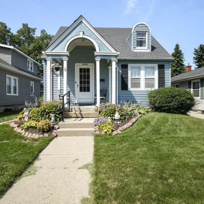 2604 Hayes Ave, Racine, WI 53405