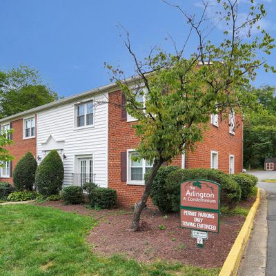 2637 S Walter Reed Dr #D, Arlington, VA 22206