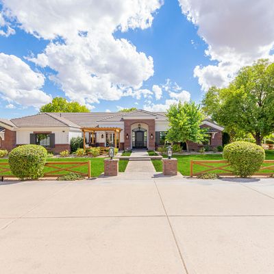 2677 E Queen Creek Rd, Gilbert, AZ 85297