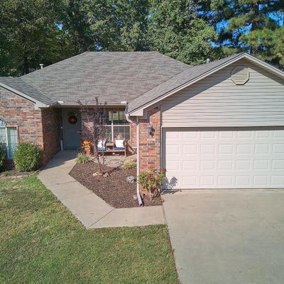 2702 Mount Vernon Dr, Benton, AR 72015