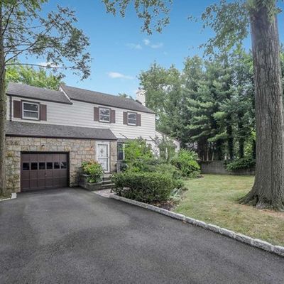 326 Starling Rd, Englewood, NJ 07631