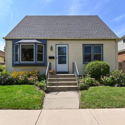 3271 S Griffin Ave, Milwaukee, WI 53207