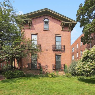 33 Charter Oak Place #Apt 1, Hartford, CT 06106