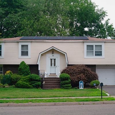 33 Leonhard Dr, Haledon, NJ 07508