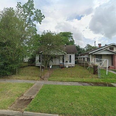 3314 Michigan St, Baytown, TX 77520