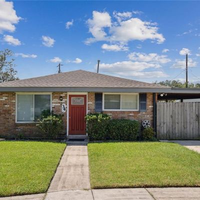 34 Jupiter Cir, Violet, LA 70092