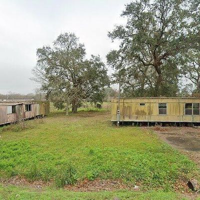 348 W 23 Rd St, Larose, LA 70373