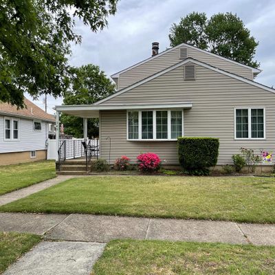 349 Billings Ave, Paulsboro, NJ 08066