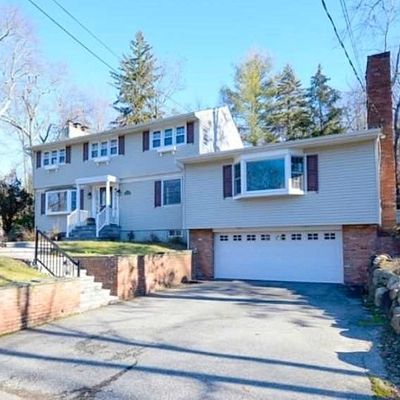 35 Beech Ter, Wayne, NJ 07470